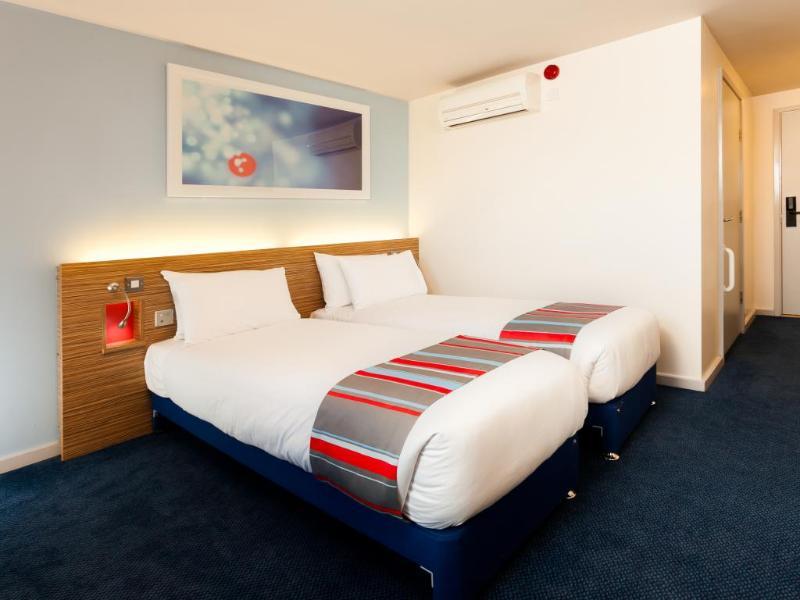 Travelodge Birmingham Airport Exterior foto
